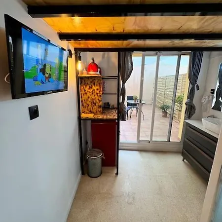 Precioso Estudio Con Terraza En Florida E1