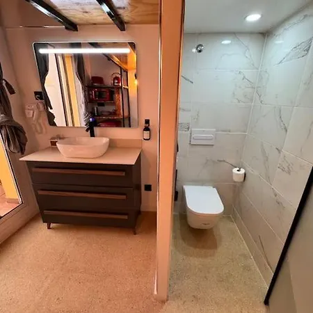 Precioso Estudio Con Terraza En Florida E1 * L'Hospitalet de Llobregat