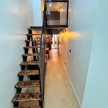 Precioso Estudio Con Terraza En Florida E1